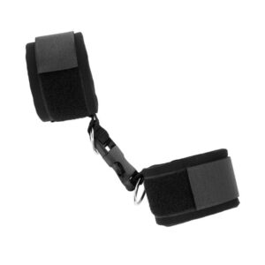 KINK – NEOPRENE HOOK&LOOP FASTENER WRIST RESTRAINTS BLACK ADJUSTABLE 22-34 CM Fetish / Bondage | SEX Shop Ireland 3