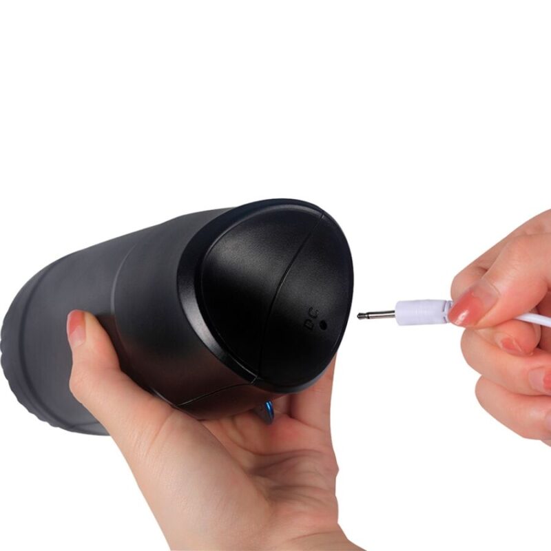 SHEQU – RENEE SQUEEZABLE VAGINA MASTURBATOR WITH VIBRATION IN CASE Fleshlights | SEX Shop Ireland 12